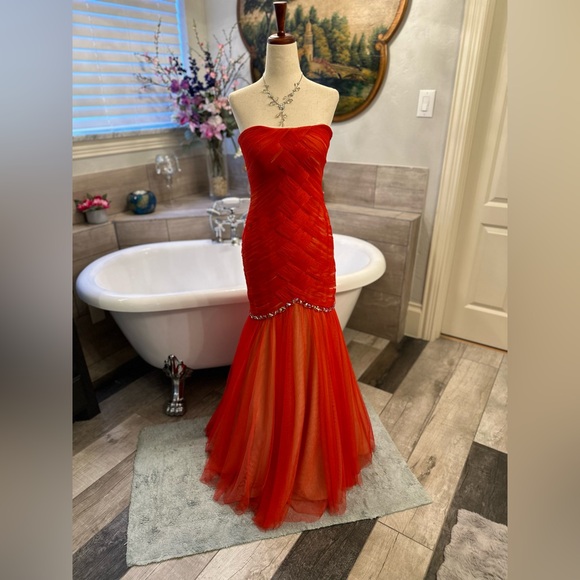 Like New La Femme Orange Sexy Red Strapless Rhinestone Gauze Chic Dress 2 - Picture 11 of 16